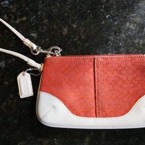 Coach Womans Wristlet Handbag